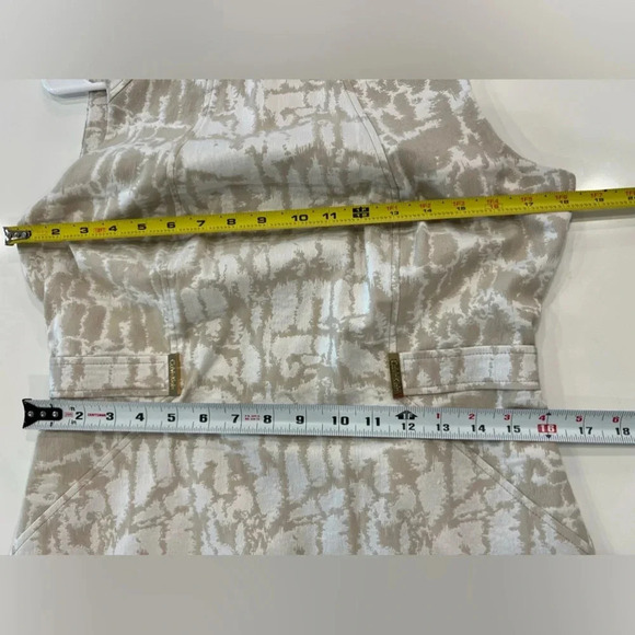 Calvin Klein Size 10 A-Line - Asymmetrical Dress Beige and Cream Print Like New - Picture 16 of 16